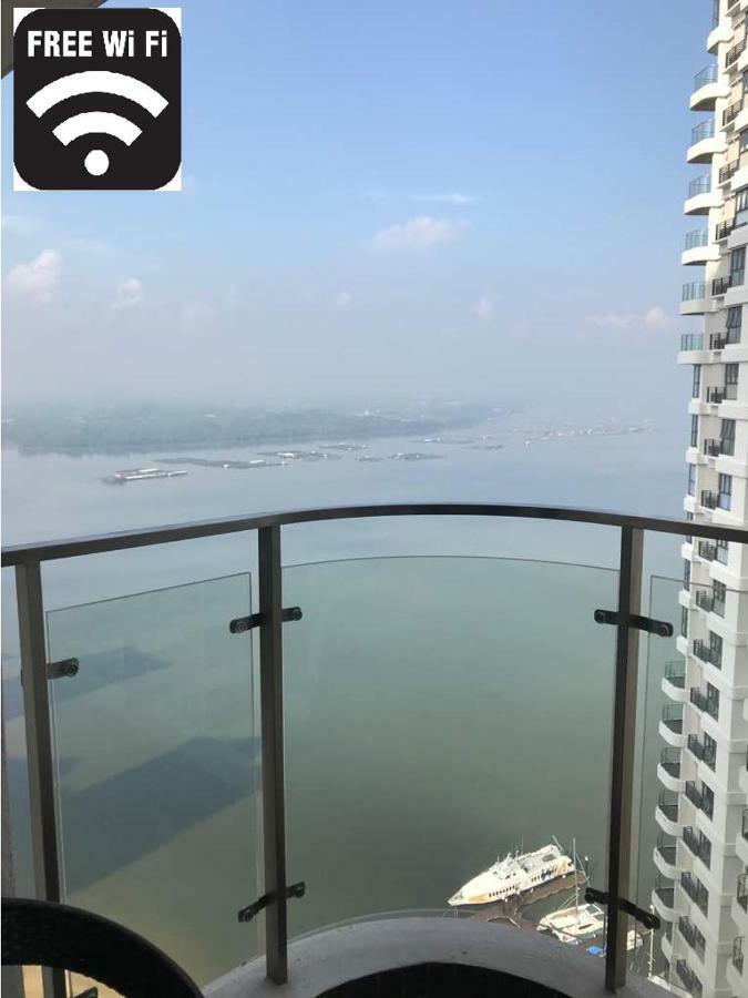Country Garden Danga Bay , Royal Strand Johor Bahru Exterior photo